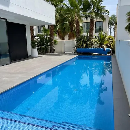 Luxury Laguna - Villa