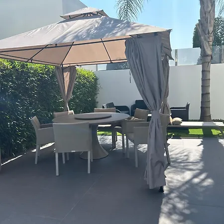 Luxury Laguna - Villa